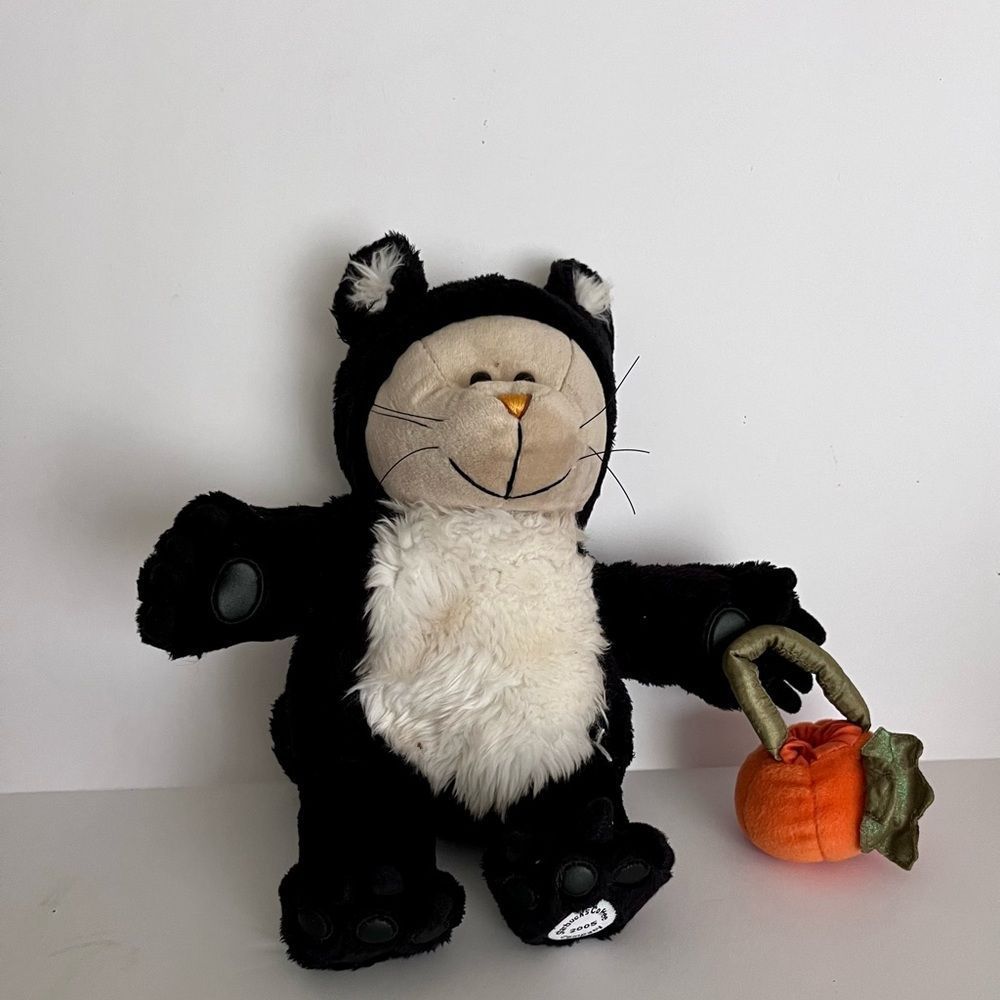 Starbucks barista bear  2009 halloween #41